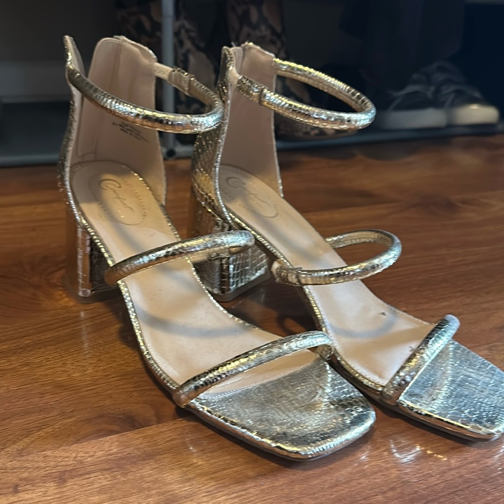 Gold heels